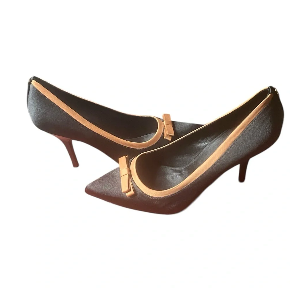 Tory Burch Black Satin Pointed Toe Pumps with Tan Bow Trim - Size 10M